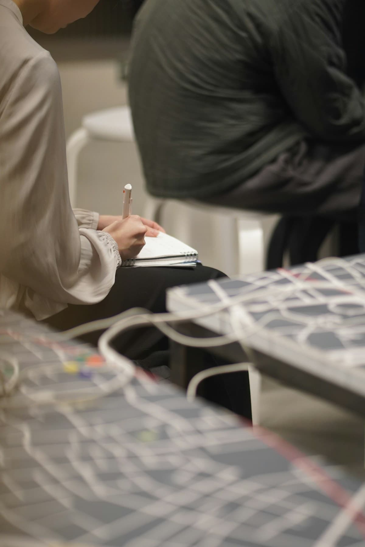 How to Write Effective Meeting Minutes: A Practical Guide